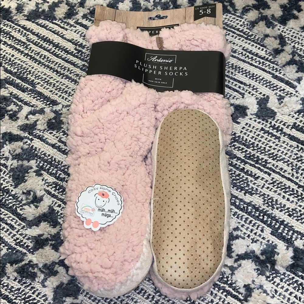 Plush Sherpa Slipper Socks | Size 5-8